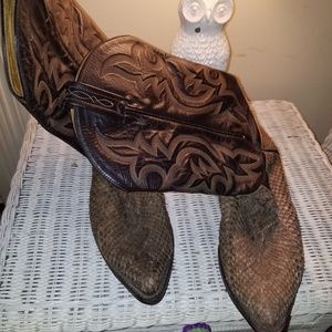 Tony lama snake skin boots